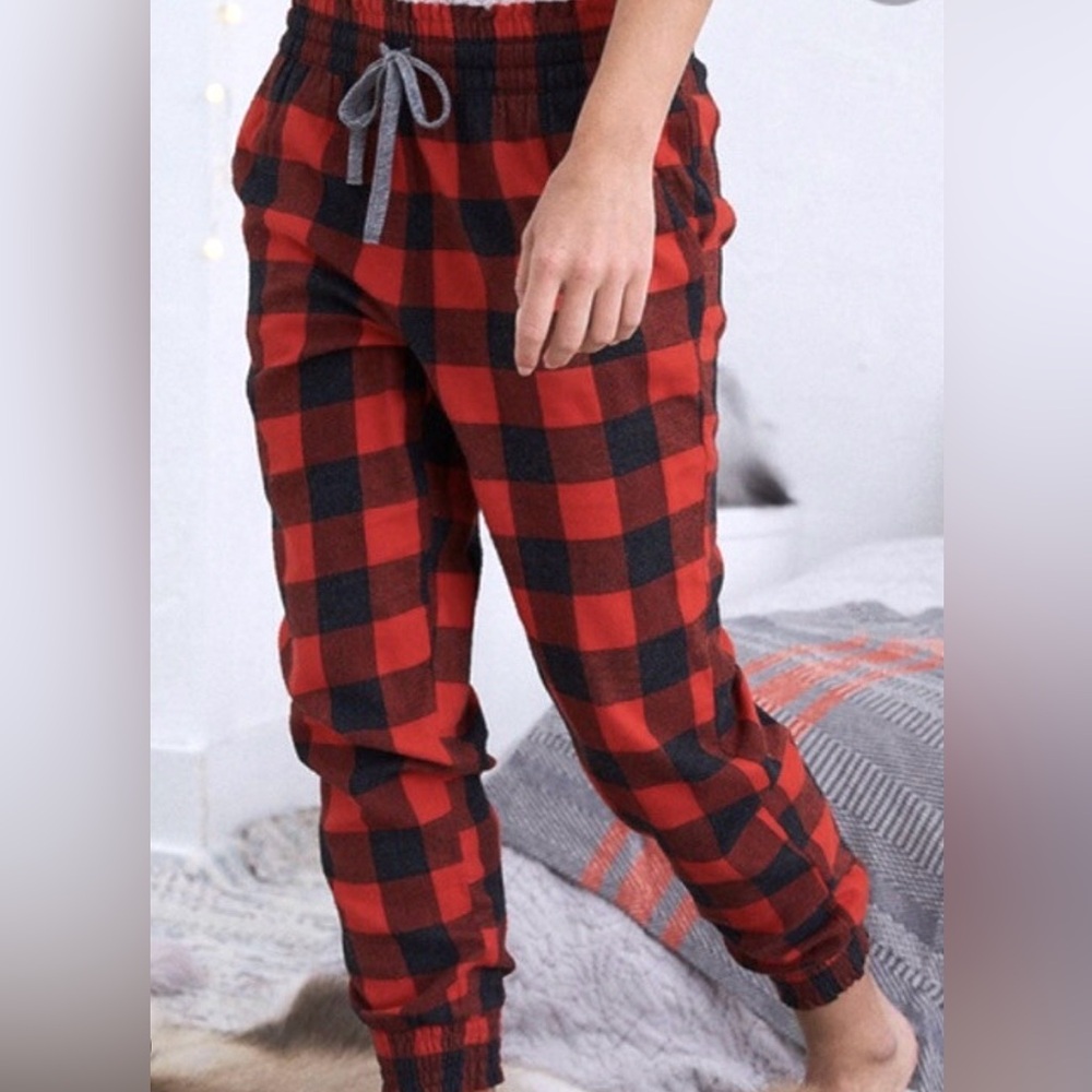 Aerie Red and Black Checkered Pants
